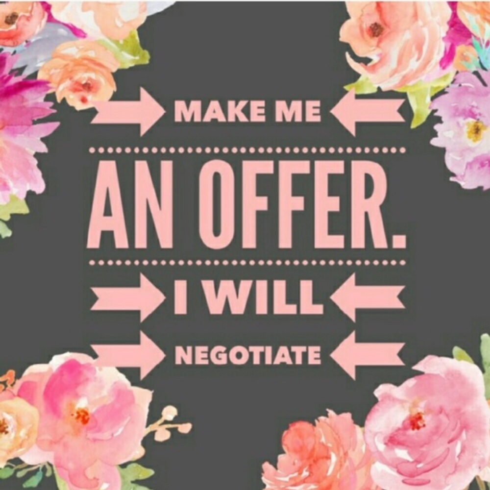 MAKE ME OFFERS!!🤑🤑💗💗